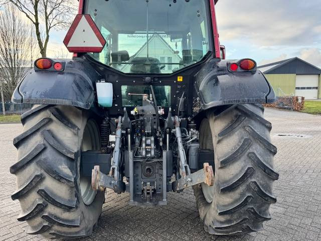 Traktors Valtra N123 Hitech5: foto 14