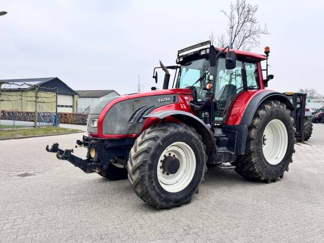 Valtra T172 Direct FH+PTO, 6772 uur! - Traktors: foto 1 Valtra T172 Direct FH+PTO, 6772 uur! - Traktors: foto 1