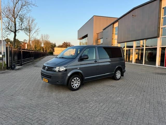 Volkswagen Transporter 140Pk Dubbele cabine - Kravas mikroautobuss: foto 1 Volkswagen Transporter 140Pk Dubbele cabine - Kravas mikroautobuss: foto 1