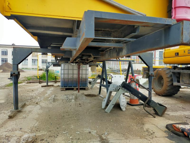 Benne Pour Camion 8x4 - Pašizgāzēju virsbūve: foto 3 Benne Pour Camion 8x4 - Pašizgāzēju virsbūve: foto 3