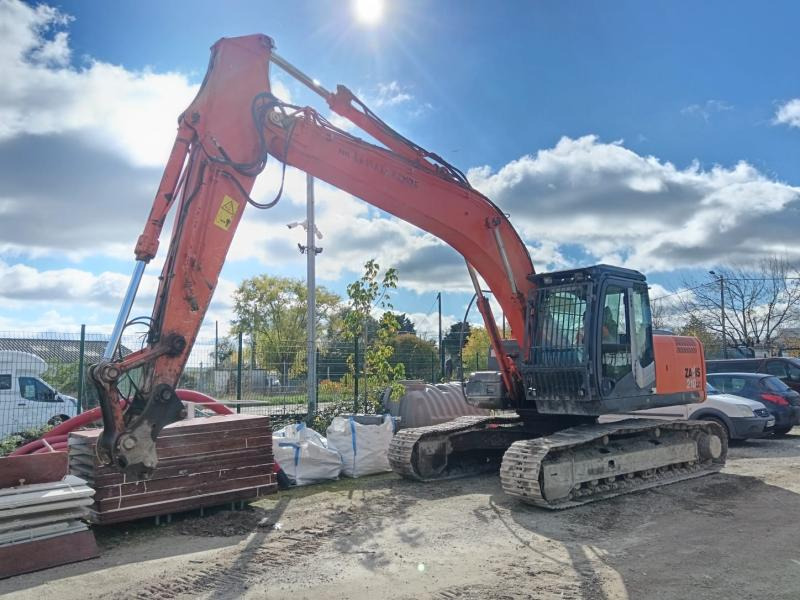 Hitachi ZX210LC-3 - Kāpurķēžu ekskavators: foto 2 Hitachi ZX210LC-3 - Kāpurķēžu ekskavators: foto 2