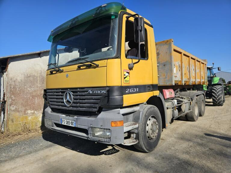 Mercedes Actros 2631 - Kravas automašīna pašizgāzējs: foto 1 Mercedes Actros 2631 - Kravas automašīna pašizgāzējs: foto 1