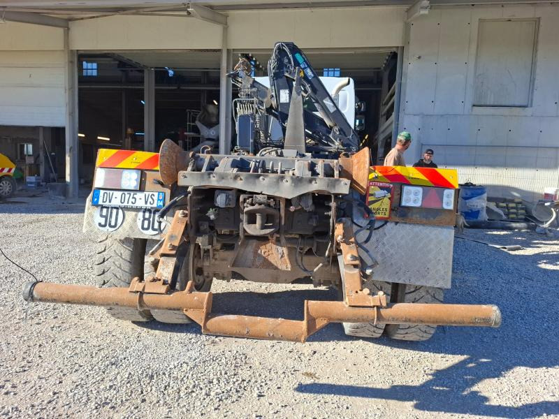 Pacēlājs ar āķi, Kravas auto ar manipulatoru Renault 370 DXI: foto 6