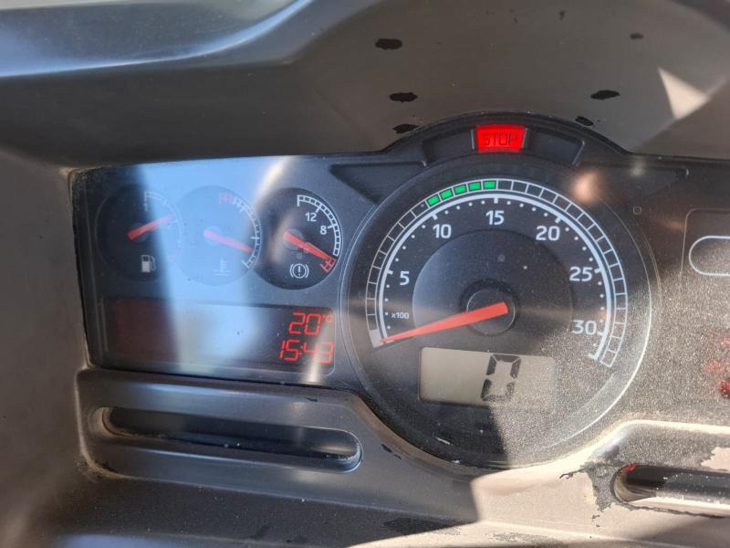 Pacēlājs ar āķi, Kravas auto ar manipulatoru Renault 370 DXI: foto 15