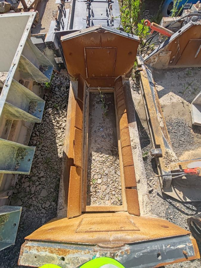 Sandvik GM420-14 - Trieciena drupinātājs: foto 3 Sandvik GM420-14 - Trieciena drupinātājs: foto 3