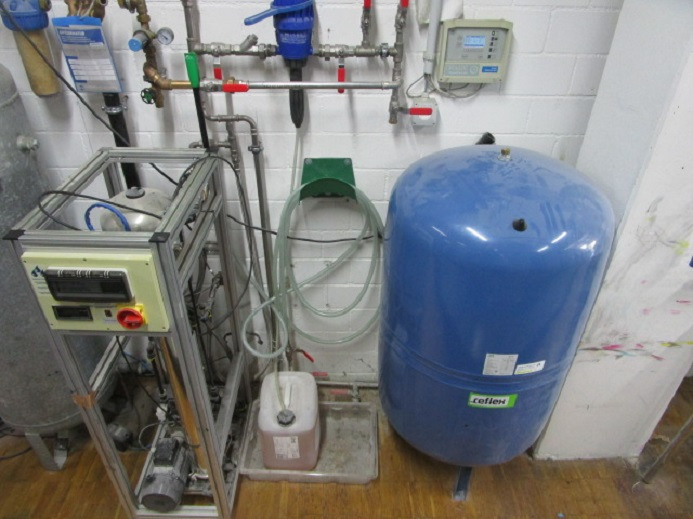 KOMPRESSOR BABY STAR Cat.1 MIT OSMOSEVORRICHTUNG & TANK - Drukas iekārtas: foto 2 KOMPRESSOR BABY STAR Cat.1 MIT OSMOSEVORRICHTUNG & TANK - Drukas iekārtas: foto 2