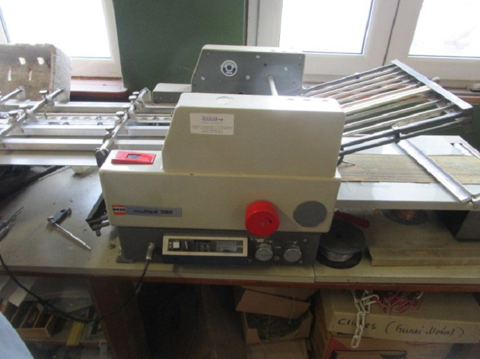 TISCH-FALZMASCHINE MB MULTIPLI 382 PBA - Locīšanas mašīna: foto 4 TISCH-FALZMASCHINE MB MULTIPLI 382 PBA - Locīšanas mašīna: foto 4
