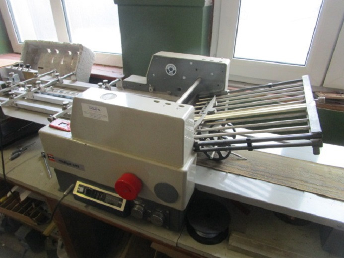 TISCH-FALZMASCHINE MB MULTIPLI 382 PBA - Locīšanas mašīna: foto 3 TISCH-FALZMASCHINE MB MULTIPLI 382 PBA - Locīšanas mašīna: foto 3