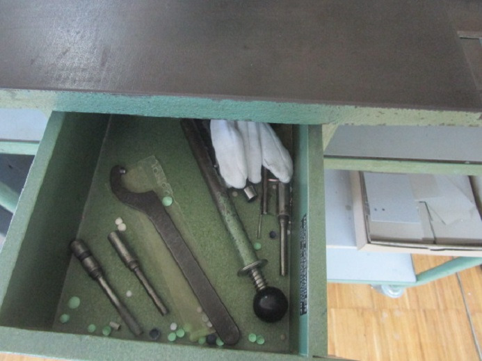 ZWEISPINDELBOHRMASCHINE HANG 136 D - Drukas iekārtas: foto 5 ZWEISPINDELBOHRMASCHINE HANG 136 D - Drukas iekārtas: foto 5