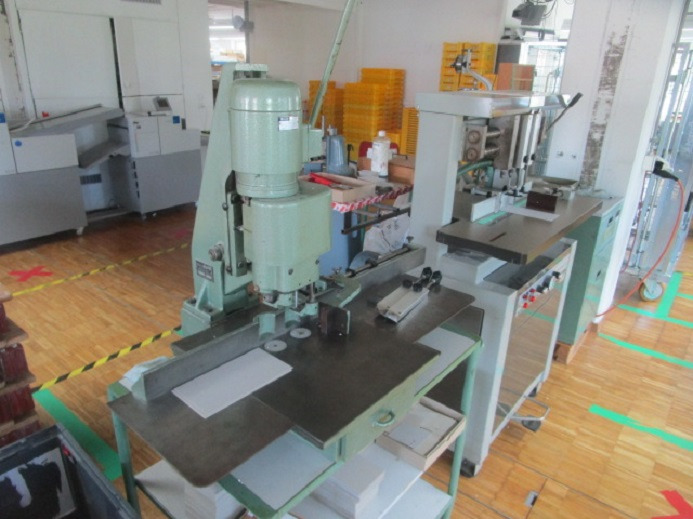 ZWEISPINDELBOHRMASCHINE HANG 136 D - Drukas iekārtas: foto 2 ZWEISPINDELBOHRMASCHINE HANG 136 D - Drukas iekārtas: foto 2