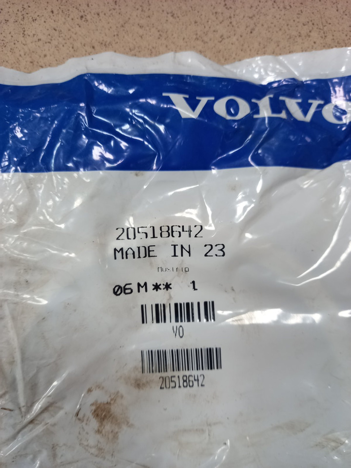 VOLVO; RENAULT FM7; FM10; FM12; FL6; FL7; FL10; FL12; FH12; FH16; MIDLUM; PREMIUM; MAGNUM; KERAX - Aizmugurējā ass: foto 3 VOLVO; RENAULT FM7; FM10; FM12; FL6; FL7; FL10; FL12; FH12; FH16; MIDLUM; PREMIUM; MAGNUM; KERAX - Aizmugurējā ass: foto 3