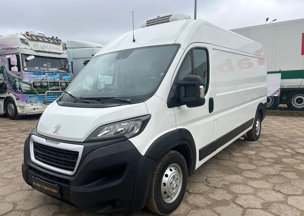 Peugeot BOXER CHŁODNIA MROŹNIA THERMO KING C-150e MAX / 2 KOMORY / 2018 ROK !! - Komercauto refrižerators: foto 4 Peugeot BOXER CHŁODNIA MROŹNIA THERMO KING C-150e MAX / 2 KOMORY / 2018 ROK !! - Komercauto refrižerators: foto 4