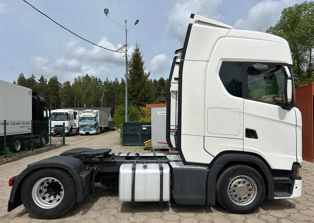 Scania S450 RETARDER / SALON PL / NOWE OPONY / WAGA / 2018 ROK !! - Vilcējs: foto 4 Scania S450 RETARDER / SALON PL / NOWE OPONY / WAGA / 2018 ROK !! - Vilcējs: foto 4