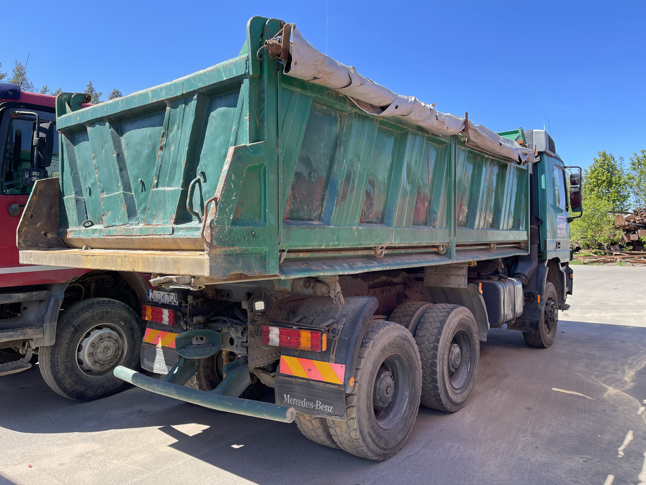 MERCEDES-BENZ Actros 3331 - Kravas automašīna pašizgāzējs: foto 4 MERCEDES-BENZ Actros 3331 - Kravas automašīna pašizgāzējs: foto 4