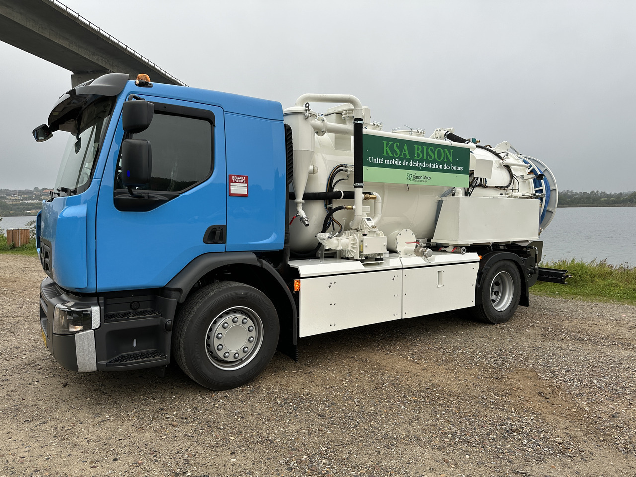 Renault VacuDrain 1703 - Asenizācijas mašīna: foto 1 Renault VacuDrain 1703 - Asenizācijas mašīna: foto 1