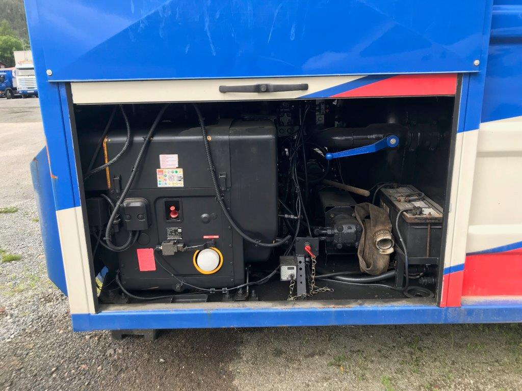 VacuDrain 332 (1) - Asenizācijas mašīna, Maināmā virsbūve/ Konteiner: foto 2 VacuDrain 332 (1) - Asenizācijas mašīna, Maināmā virsbūve/ Konteiner: foto 2