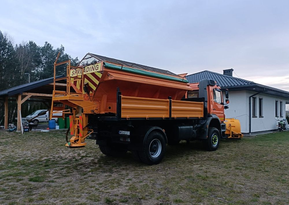 Mercedes-Benz Axor 1824 - Sniega novākšanas tehnika: foto 3 Mercedes-Benz Axor 1824 - Sniega novākšanas tehnika: foto 3