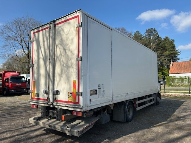 Renault Trucks D - Kravas automašīna: foto 3 Renault Trucks D - Kravas automašīna: foto 3