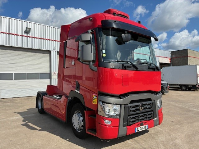 Renault Trucks T - Vilcējs: foto 2 Renault Trucks T - Vilcējs: foto 2
