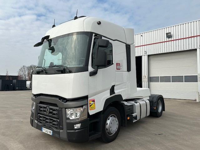 Renault Trucks T - Vilcējs: foto 1 Renault Trucks T - Vilcējs: foto 1