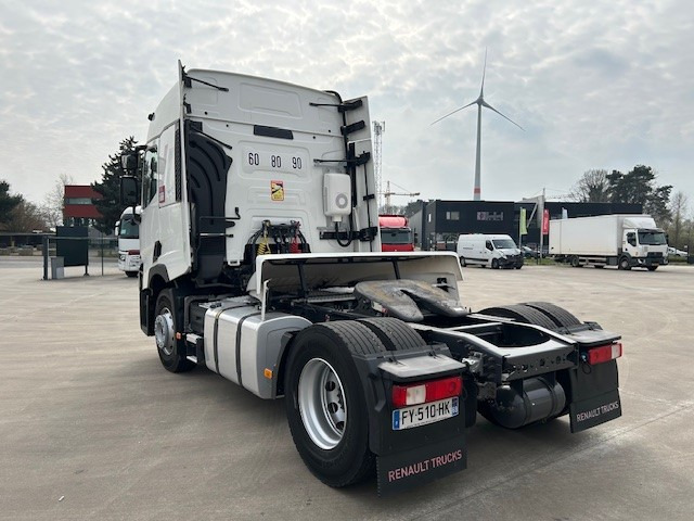 Renault Trucks T - Vilcējs: foto 4 Renault Trucks T - Vilcējs: foto 4