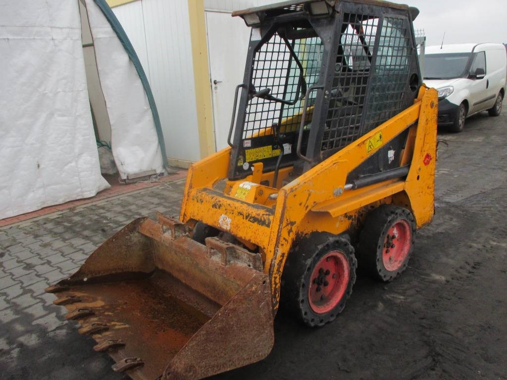 Bobcat S 70 - Kompaktiekrāvējs: foto 2 Bobcat S 70 - Kompaktiekrāvējs: foto 2