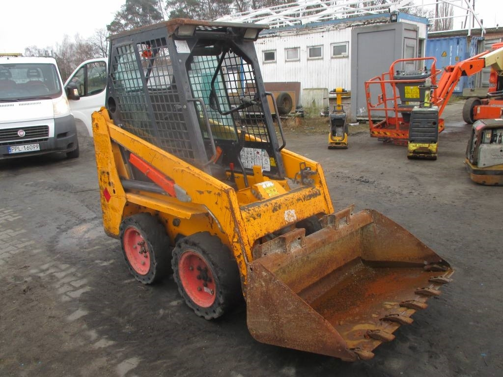 Bobcat S 70 - Kompaktiekrāvējs: foto 4 Bobcat S 70 - Kompaktiekrāvējs: foto 4