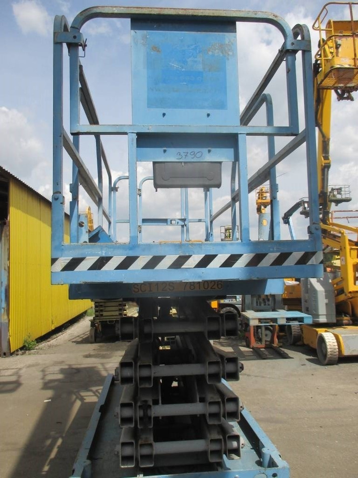 Genie GS 3246 - Šķērveida pacēlājs: foto 3 Genie GS 3246 - Šķērveida pacēlājs: foto 3