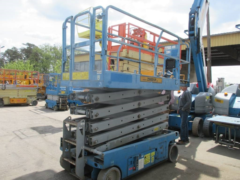 Genie GS 3246 - Šķērveida pacēlājs: foto 5 Genie GS 3246 - Šķērveida pacēlājs: foto 5
