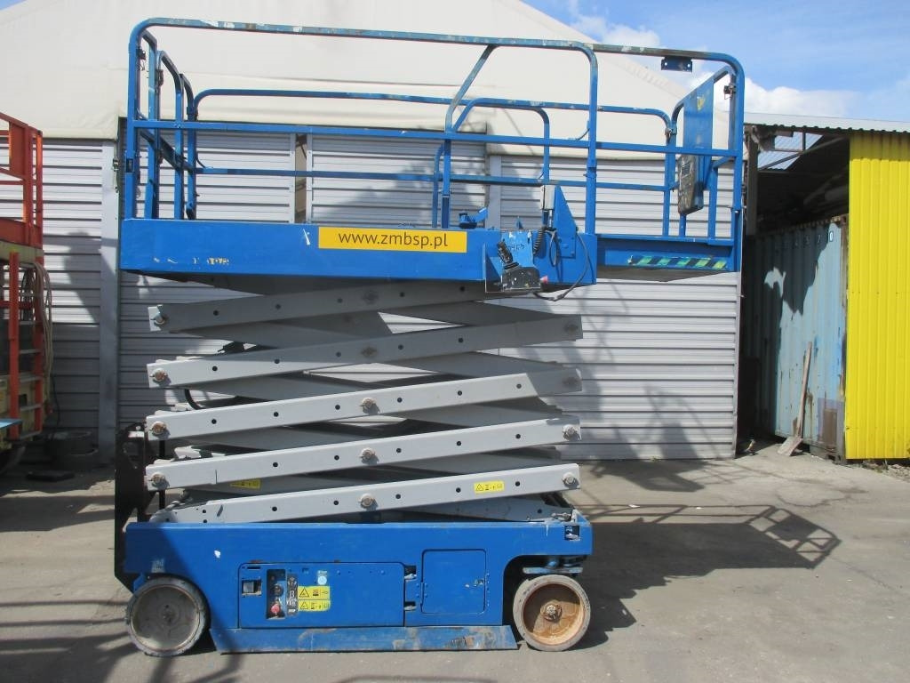 Genie GS 3246 - Šķērveida pacēlājs: foto 1 Genie GS 3246 - Šķērveida pacēlājs: foto 1