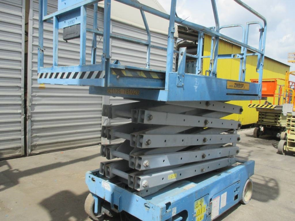 Genie GS 3246 - Šķērveida pacēlājs: foto 2 Genie GS 3246 - Šķērveida pacēlājs: foto 2