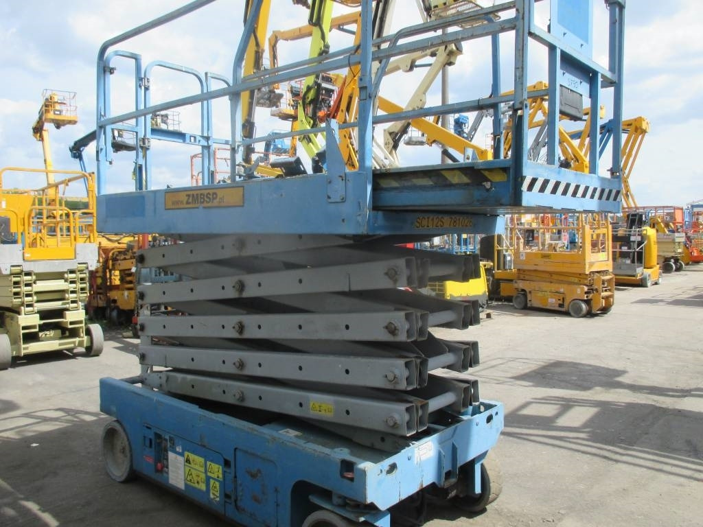 Genie GS 3246 - Šķērveida pacēlājs: foto 4 Genie GS 3246 - Šķērveida pacēlājs: foto 4