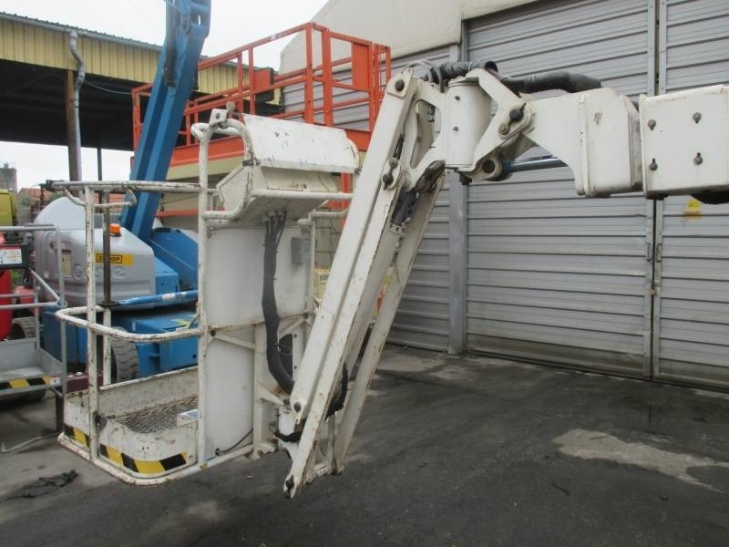 Genie Z 30 - Izlices pacēlājs: foto 3 Genie Z 30 - Izlices pacēlājs: foto 3