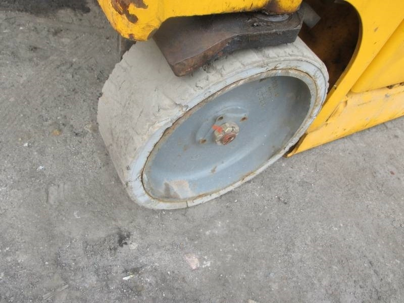 Šķērveida pacēlājs Haulotte Compact 14: foto 10