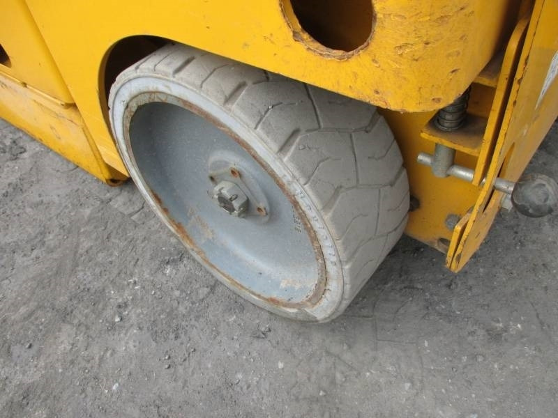 Šķērveida pacēlājs Haulotte Compact 14: foto 9