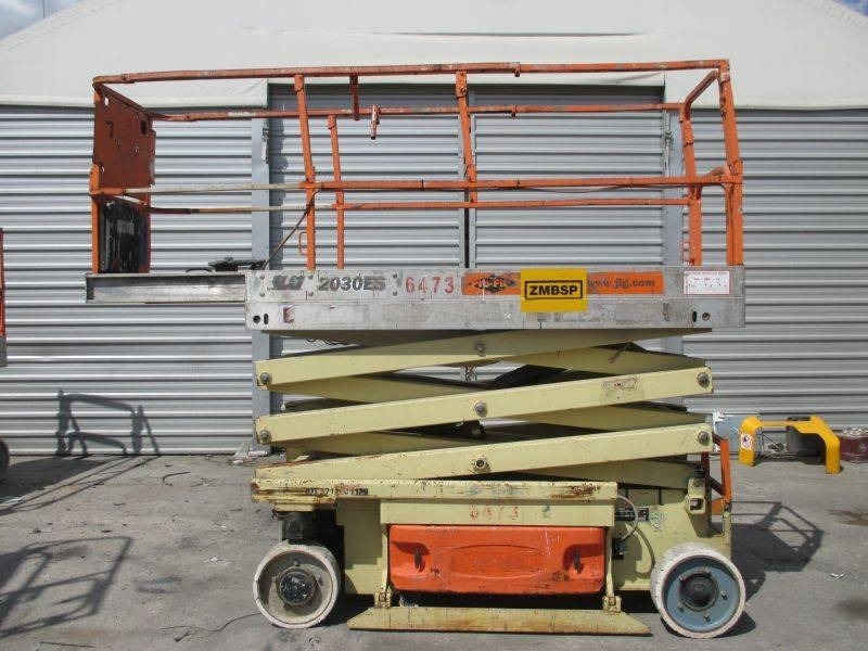 JLG 2030 ES - Šķērveida pacēlājs: foto 1 JLG 2030 ES - Šķērveida pacēlājs: foto 1