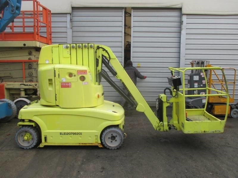 JLG Toucan 1210 - Izlices pacēlājs: foto 1 JLG Toucan 1210 - Izlices pacēlājs: foto 1