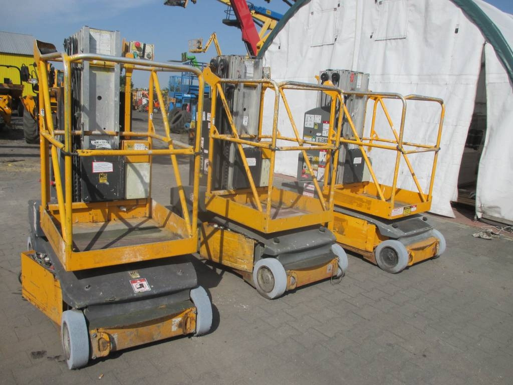 JLG Toucan Junior 8 - Torņa pacēlājs: foto 1 JLG Toucan Junior 8 - Torņa pacēlājs: foto 1