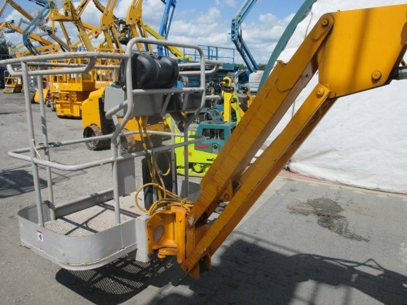 Manitou 150 AET JC - Izlices pacēlājs: foto 3 Manitou 150 AET JC - Izlices pacēlājs: foto 3