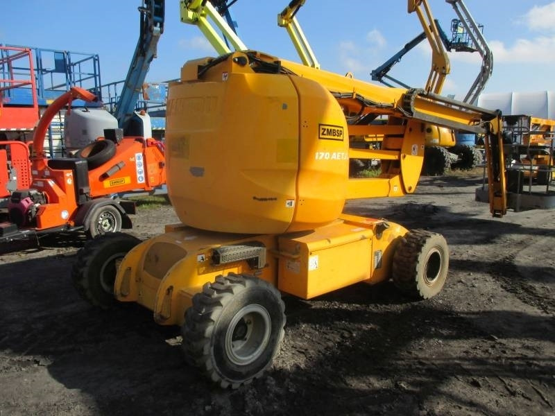 Manitou 170 AETJ Bi-Energy - Izlices pacēlājs: foto 3 Manitou 170 AETJ Bi-Energy - Izlices pacēlājs: foto 3