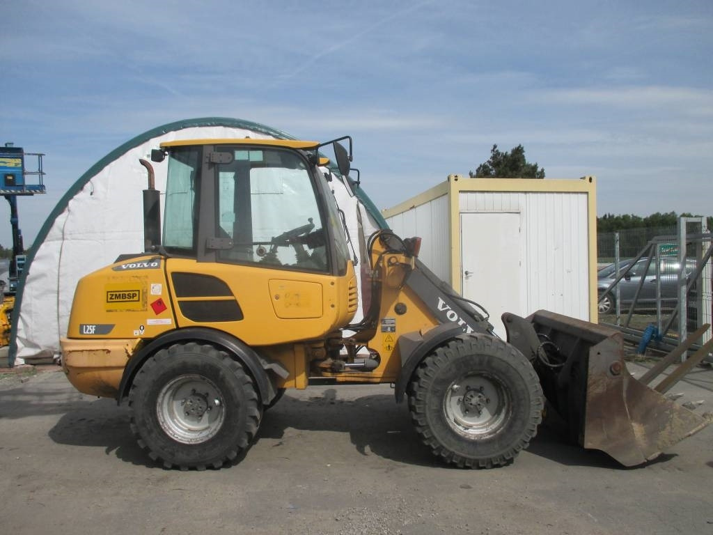 Volvo L 25 F - Riteņu iekrāvējs: foto 1 Volvo L 25 F - Riteņu iekrāvējs: foto 1