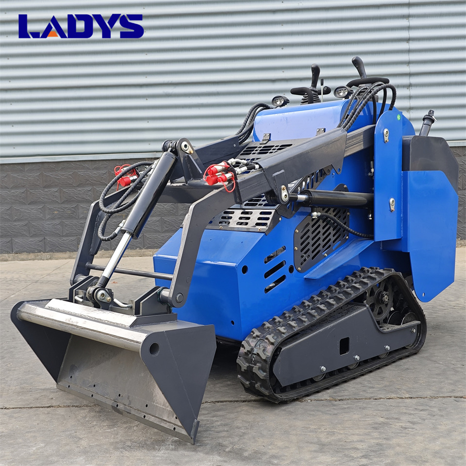 LADYS Free Shipping Mini Skid Steer Loader Compact Track Electric/Diesel Chinese Mini Skid Steer Loader For Sale With Mini Skid Steer Attachments 4 In 1 Bucket - Kompaktiekrāvējs: foto 1 LADYS Free Shipping Mini Skid Steer Loader Compact Track Electric/Diesel Chinese Mini Skid Steer Loader For Sale With Mini Skid Steer Attachments 4 In 1 Bucket - Kompaktiekrāvējs: foto 1