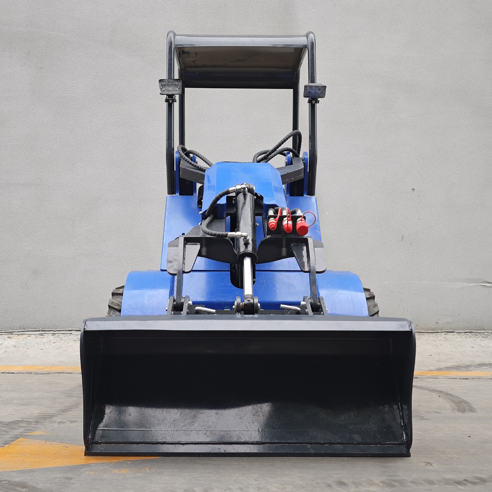 LEZUM Free Shipping Mini Skid Steer Loader Compact Track Electric/Diesel Chinese Mini Skid Steer Loader For Sale With Mini Skid Steer Attachments 4 In 1 Bucket - Kompaktiekrāvējs: foto 4 LEZUM Free Shipping Mini Skid Steer Loader Compact Track Electric/Diesel Chinese Mini Skid Steer Loader For Sale With Mini Skid Steer Attachments 4 In 1 Bucket - Kompaktiekrāvējs: foto 4