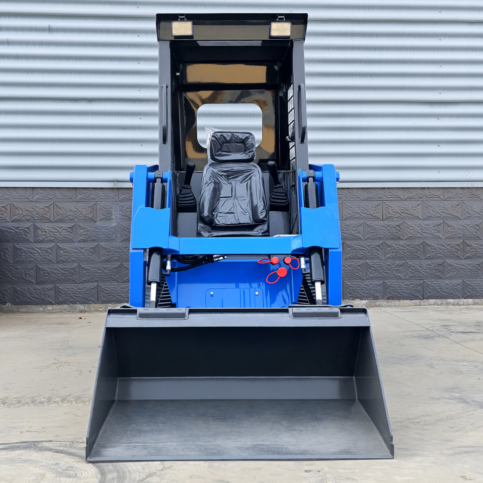 LEZUM LA670 Skid Steer Euro 5/Epa Engine Kubota Mini Small Skid Steer Loader For Sale - Kompaktiekrāvējs: foto 2 LEZUM LA670 Skid Steer Euro 5/Epa Engine Kubota Mini Small Skid Steer Loader For Sale - Kompaktiekrāvējs: foto 2