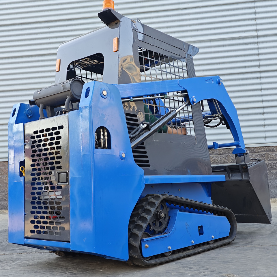 LEZUM LA670 Skid Steer Euro 5/Epa Engine Kubota Mini Small Skid Steer Loader For Sale - Kompaktiekrāvējs: foto 5 LEZUM LA670 Skid Steer Euro 5/Epa Engine Kubota Mini Small Skid Steer Loader For Sale - Kompaktiekrāvējs: foto 5