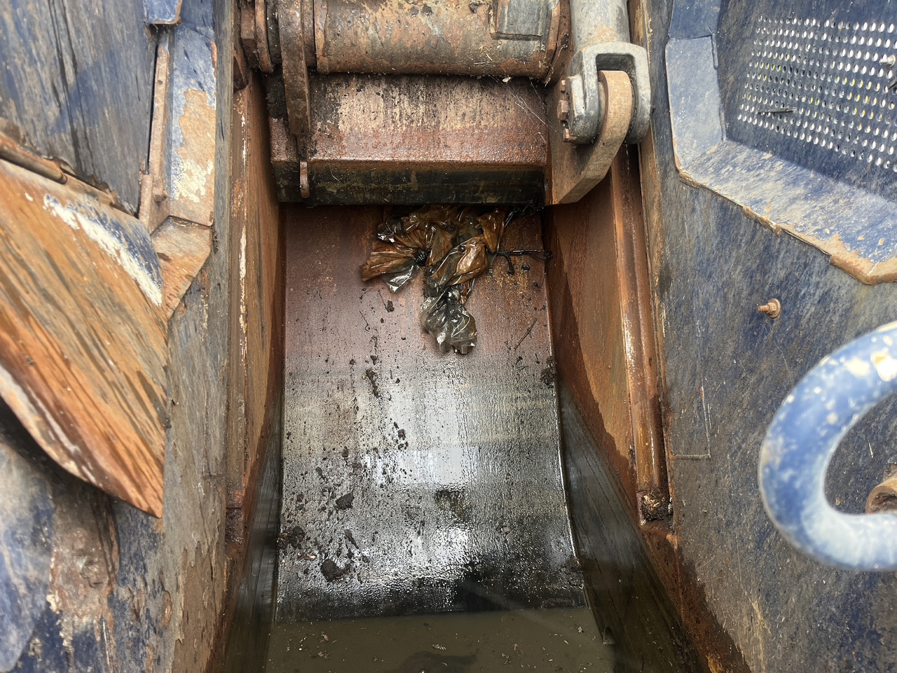 MERCEDES-BENZ Econic 2630 2 camber - Atkritumu vedējs: foto 4 MERCEDES-BENZ Econic 2630 2 camber - Atkritumu vedējs: foto 4