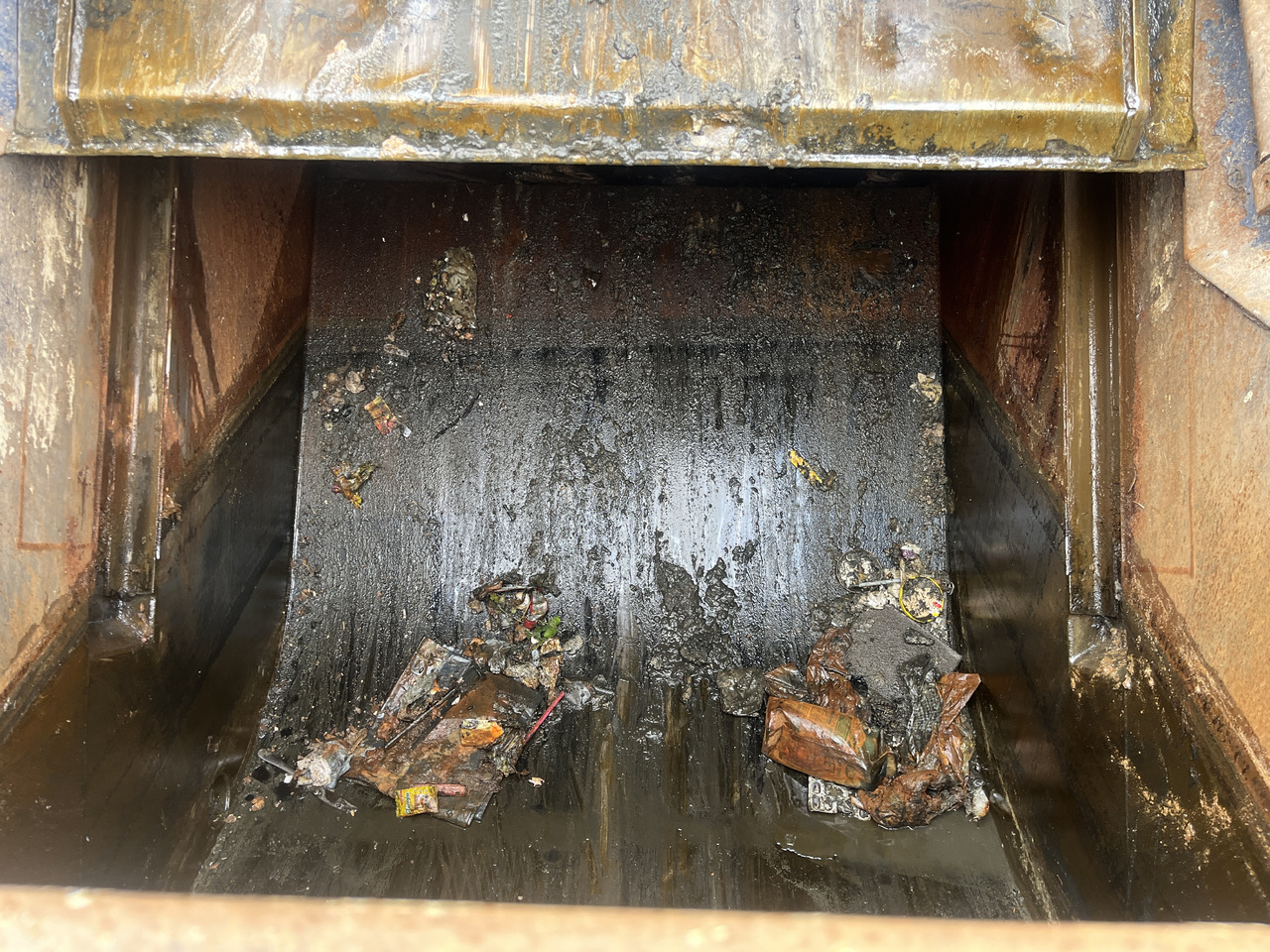 MERCEDES-BENZ Econic 2630 2 camber - Atkritumu vedējs: foto 5 MERCEDES-BENZ Econic 2630 2 camber - Atkritumu vedējs: foto 5