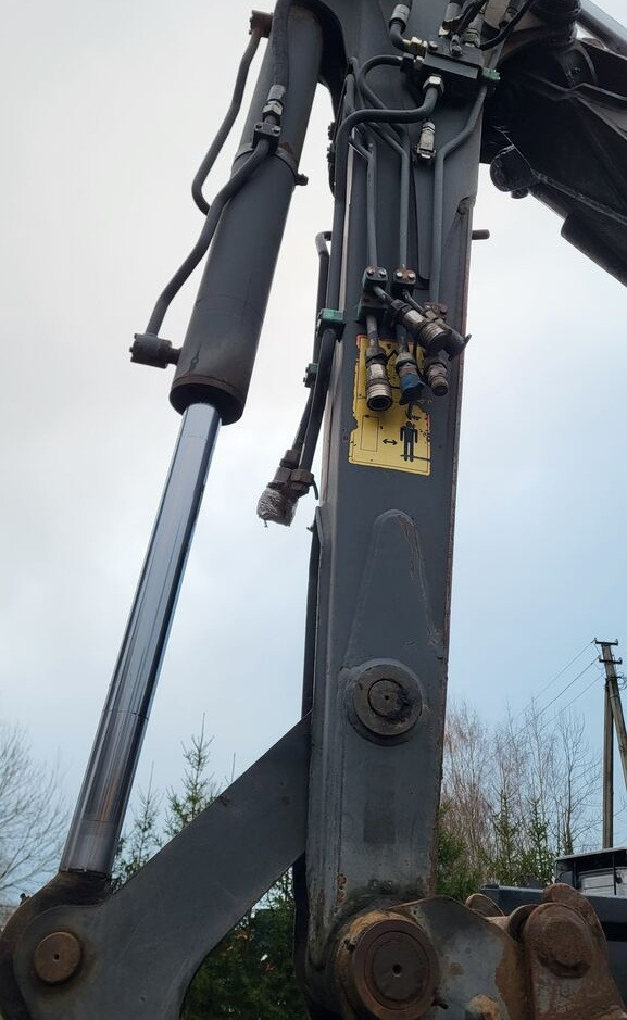 Ekskavators-iekrāvējs Lännen 860C: foto 13