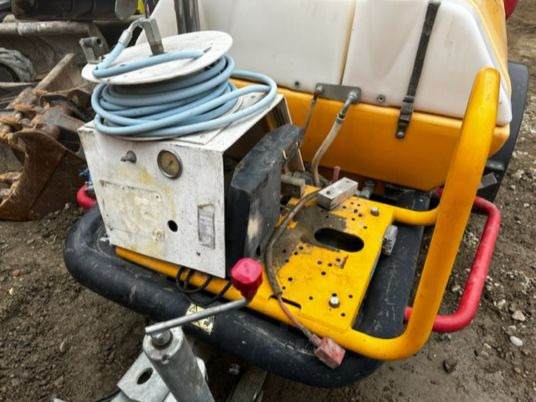 Augstspiediena mazgātājs, Auto piekabe BRENDON BBW30KPE: foto 6
