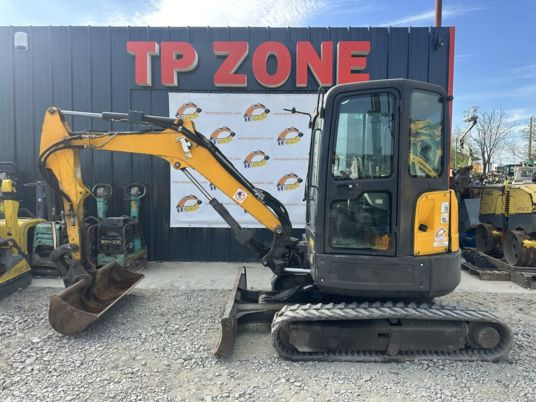 Bobcat E35 Cabine à 20500 € HT - Mini-ekskavators: foto 2 Bobcat E35 Cabine à 20500 € HT - Mini-ekskavators: foto 2